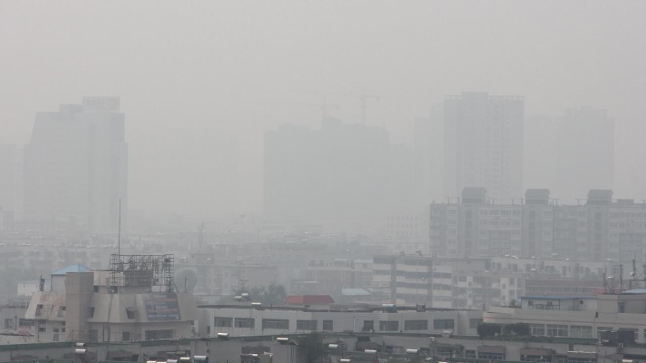 A typical, polluted day in Zhengzhou, China